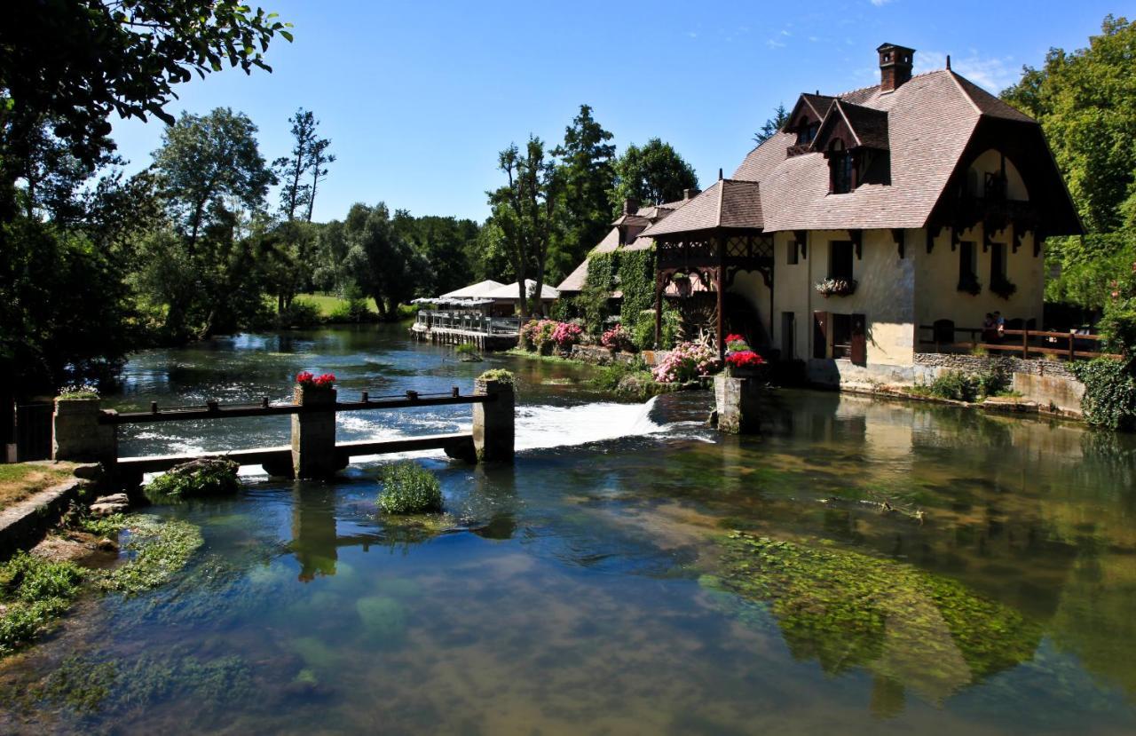 Moulin De Fourges Hotel Exterior photo